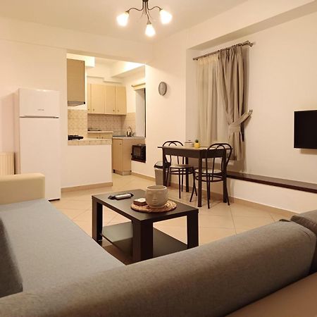 To Agioklima Hotel Янина Екстериор снимка
