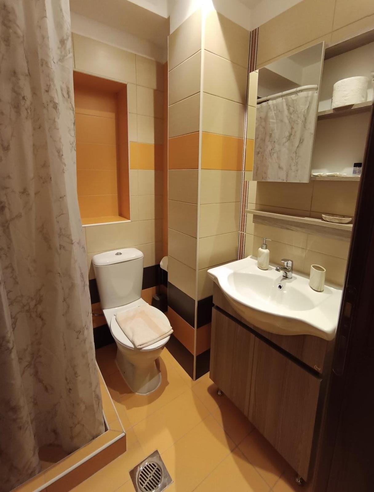 To Agioklima Hotel Янина Екстериор снимка