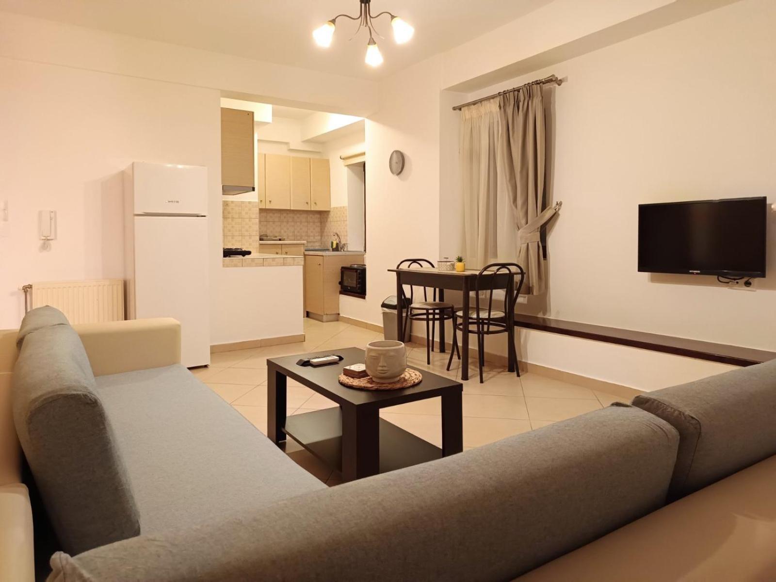 To Agioklima Hotel Янина Екстериор снимка